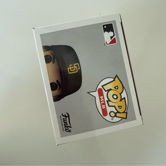 Funko Pop! MLB: Padres - Fernando Tatis Jr. Vinyl Figure #67 - Picture 5 of 5